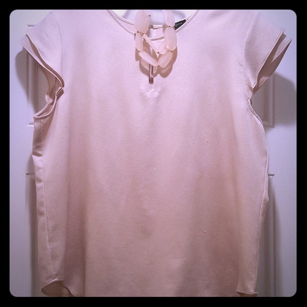 Ann Taylo Cream/light pink top.
